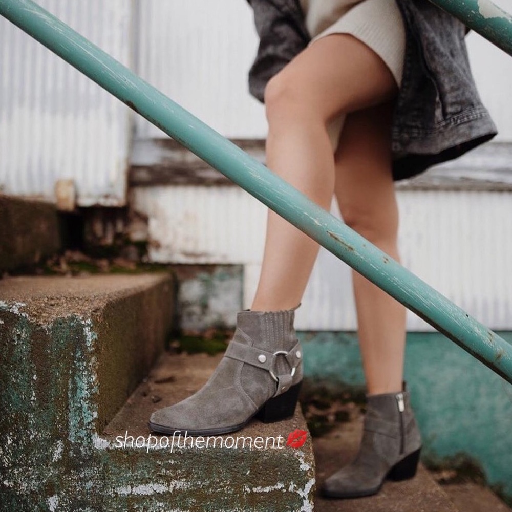 new Marc Fisher ★ Suede Western Chelsea Ankle Boot - Picture 6 of 15